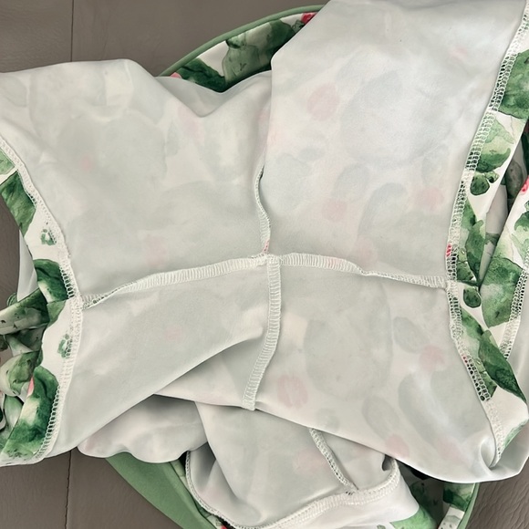 8. MERANDA HANDMADE MULTICOLOR SHORTS L - Picture 4 of 4